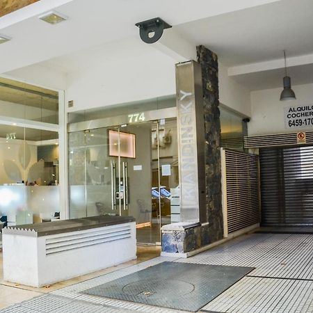 Monoambiente Super Amplio Y Comodo, Ideal Para Explorar La Ciudad Buenos Aires Zewnętrze zdjęcie