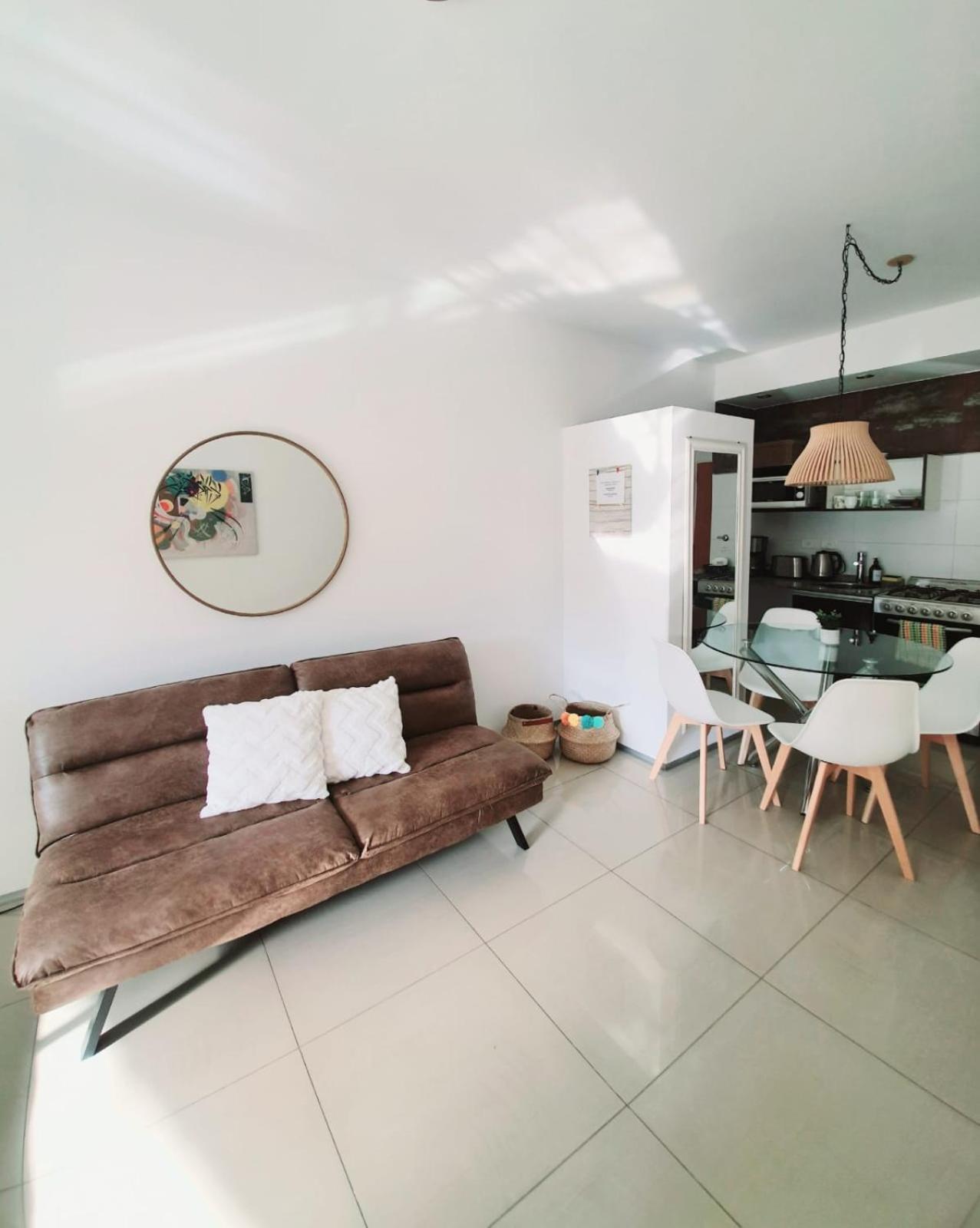 Monoambiente Super Amplio Y Comodo, Ideal Para Explorar La Ciudad Buenos Aires Zewnętrze zdjęcie